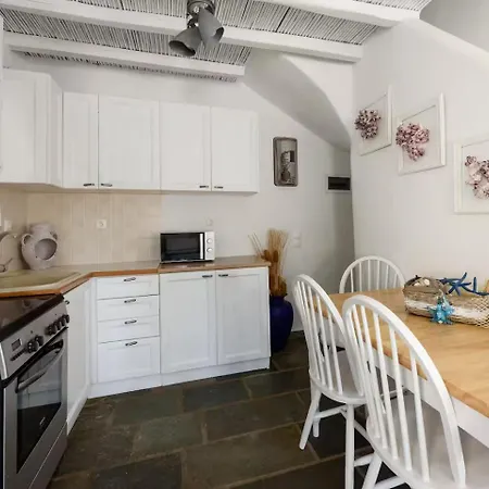 Paros 3 Bedrooms Maisonette For 6 Persons By Mps