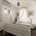 Апартаменты Paros 3 Bedrooms Maisonette For 6 Persons By Mps Molos (Paros)